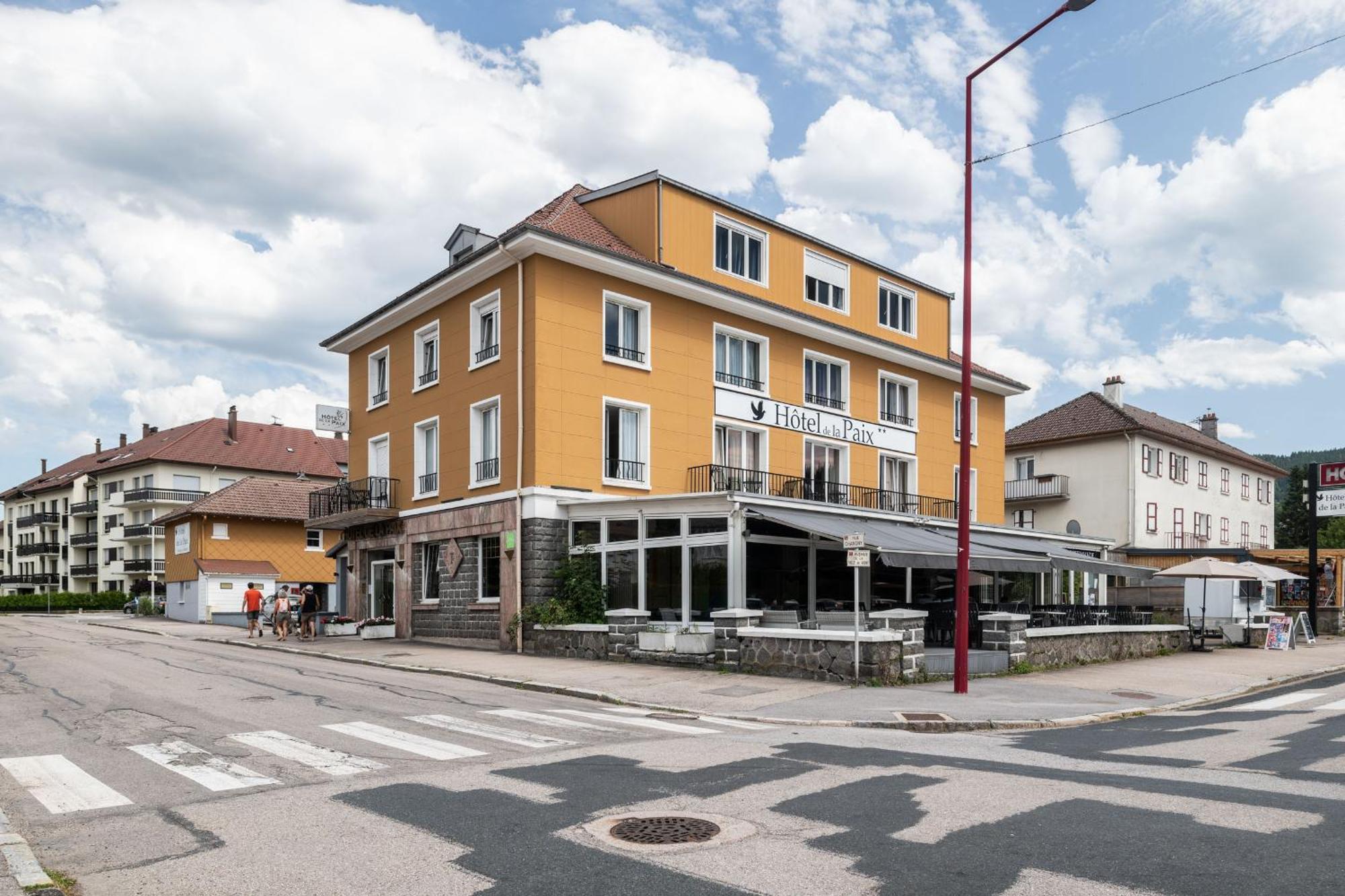 Hotel De La Paix Gerardmer Exterior photo